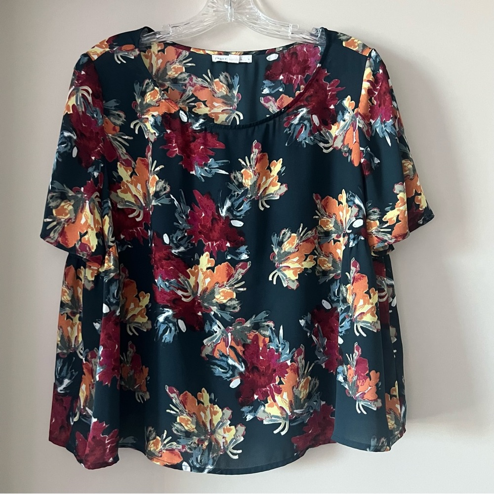 Paper Crown Blouse EUC